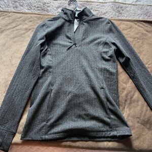 medium Kyodan quarter zip NWT